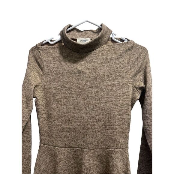 NWT Everly Tan Cold Shoulder Women’s Sweater Dress Sz.S - Picture 3 of 5